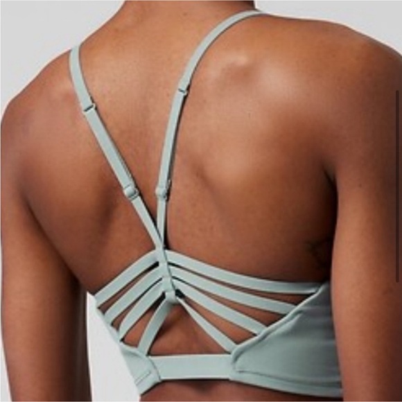 Athleta Elation Strappy Longline Bra
Cups Sage Green Size Medium - Picture 2 of 10